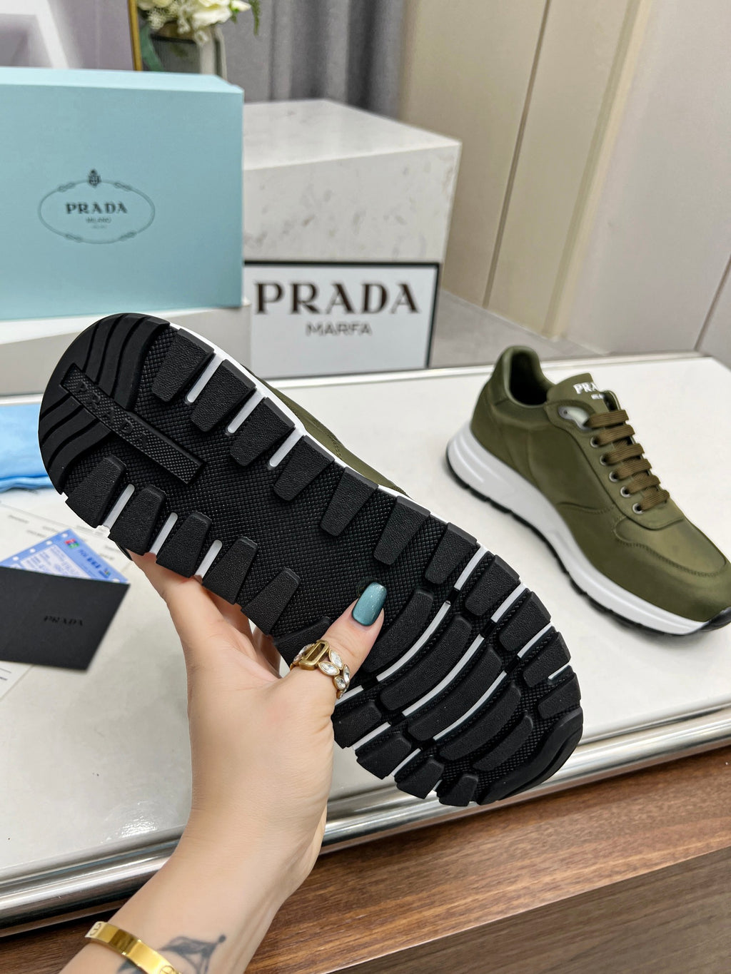 Z2Q95P92 Popular high-quality shoes