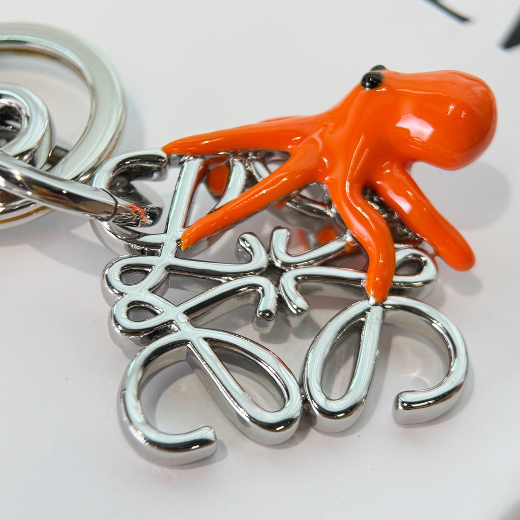 A1Z105A25 Popular bag 's charms accessories