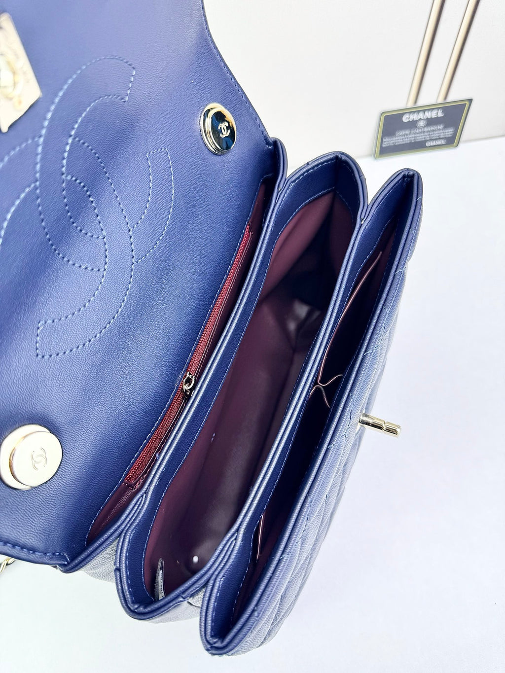 B1X76C7  Popular leather bag