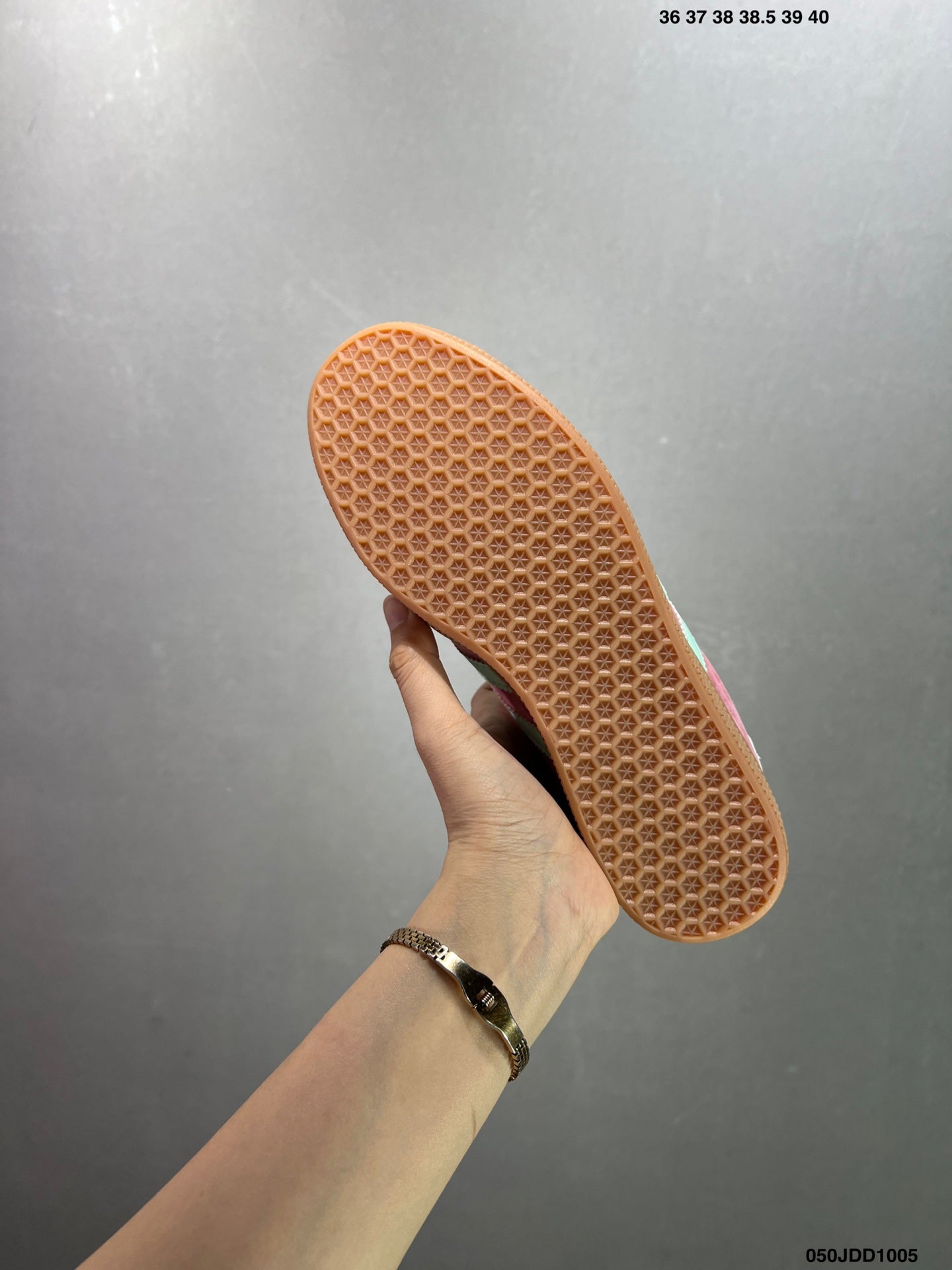 Z4Z35A22 Popular shoes (No box)