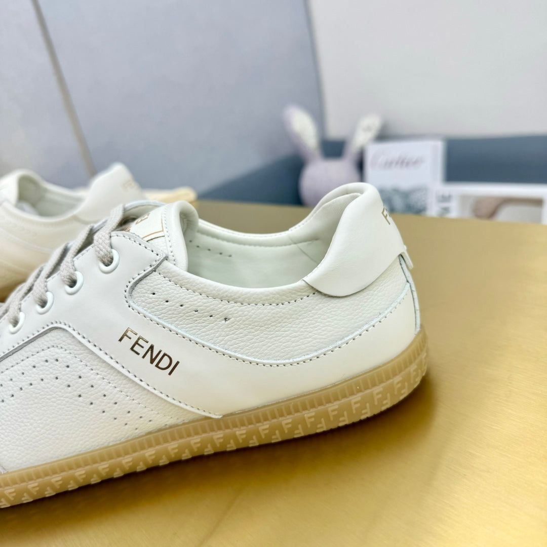 Z2Q105F422 Popular high-quality Shoes