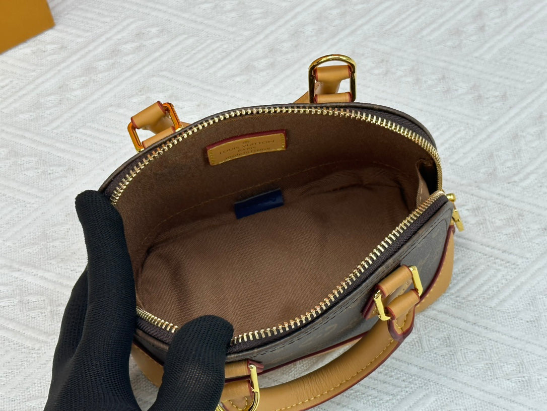 B1X55E20 Popular leather bag