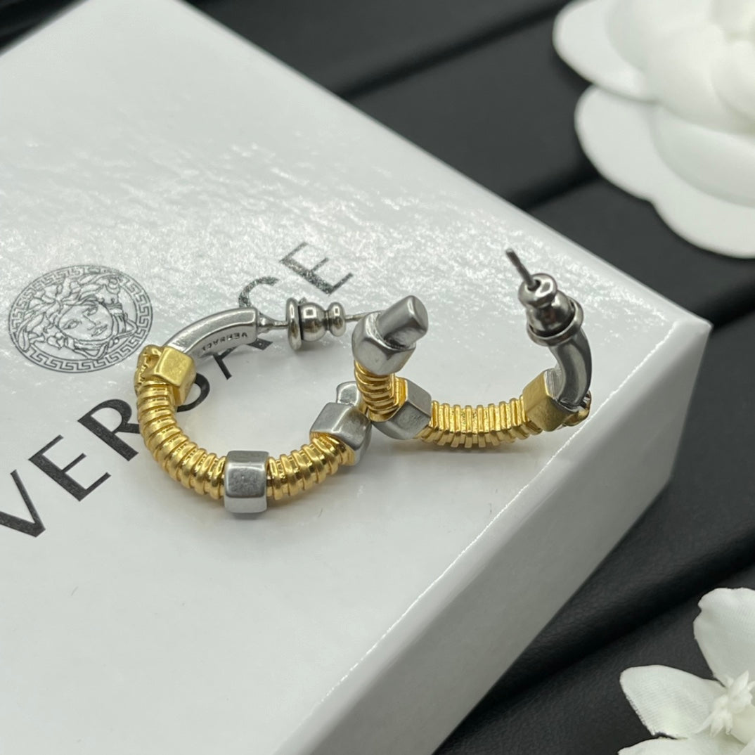 X1Z94V667E Popular  Earrings