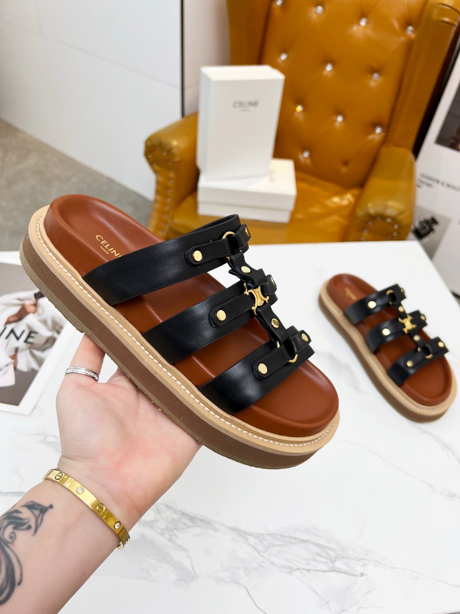 Z2R45N1  Popular leather shoes 