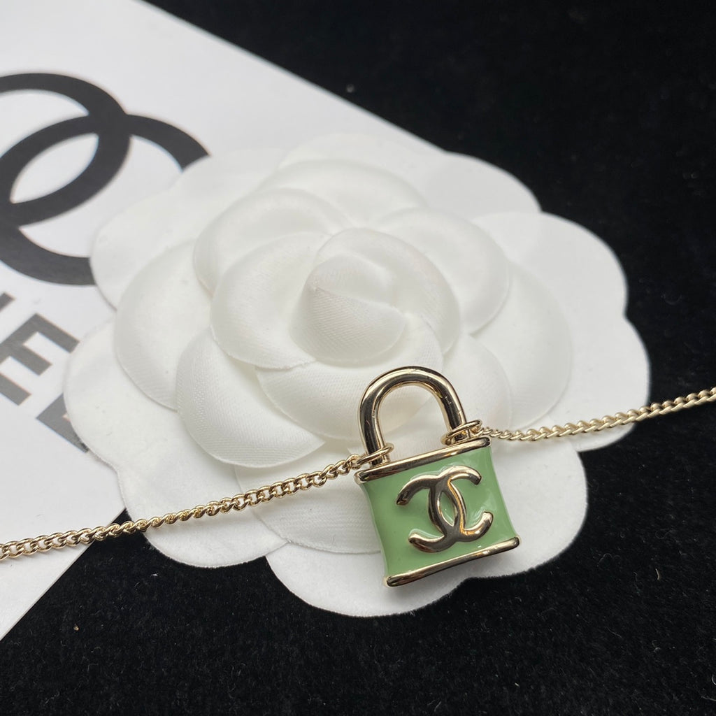 X1Q85C103X Popular Necklace