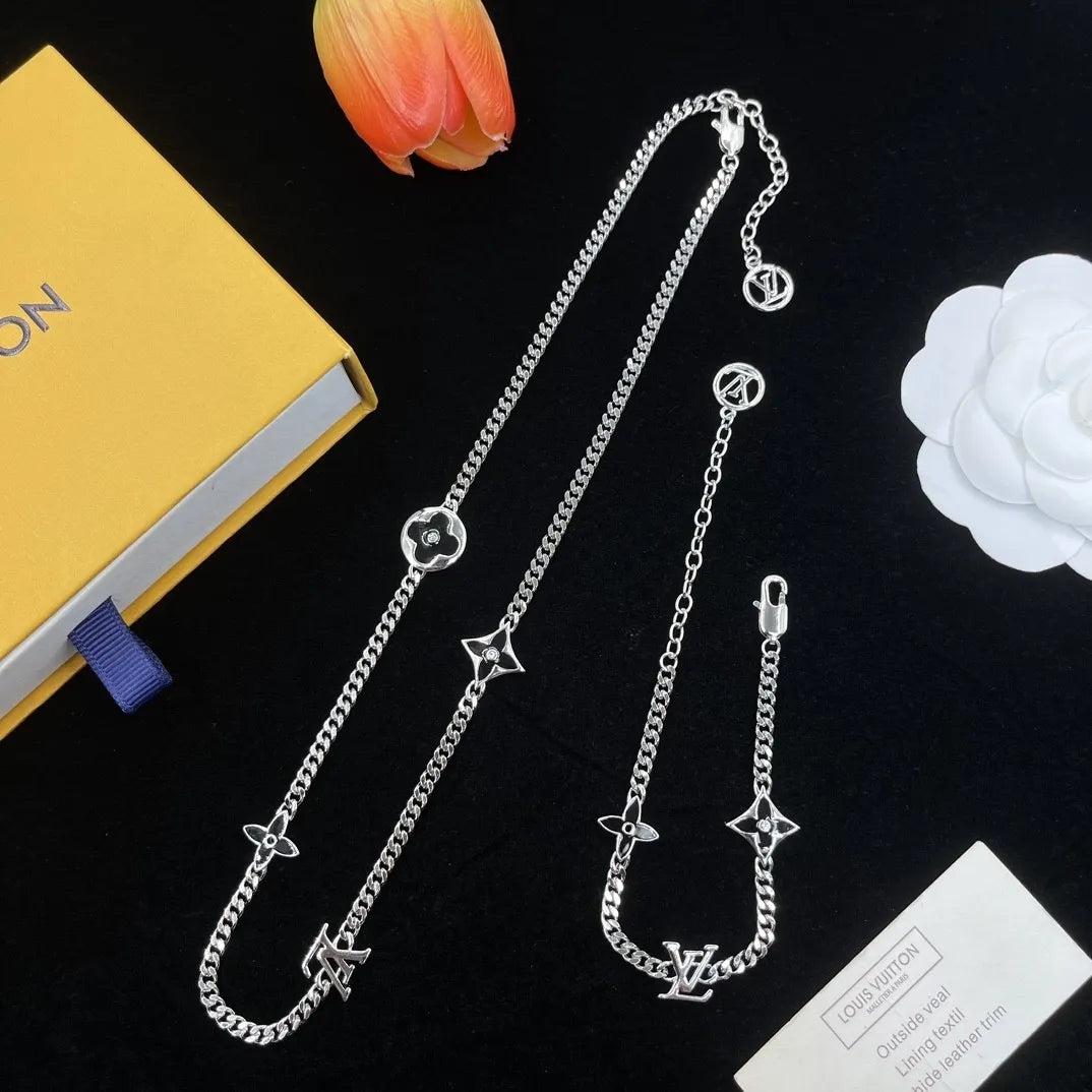 X1Z94E1001X Popular   Necklaces