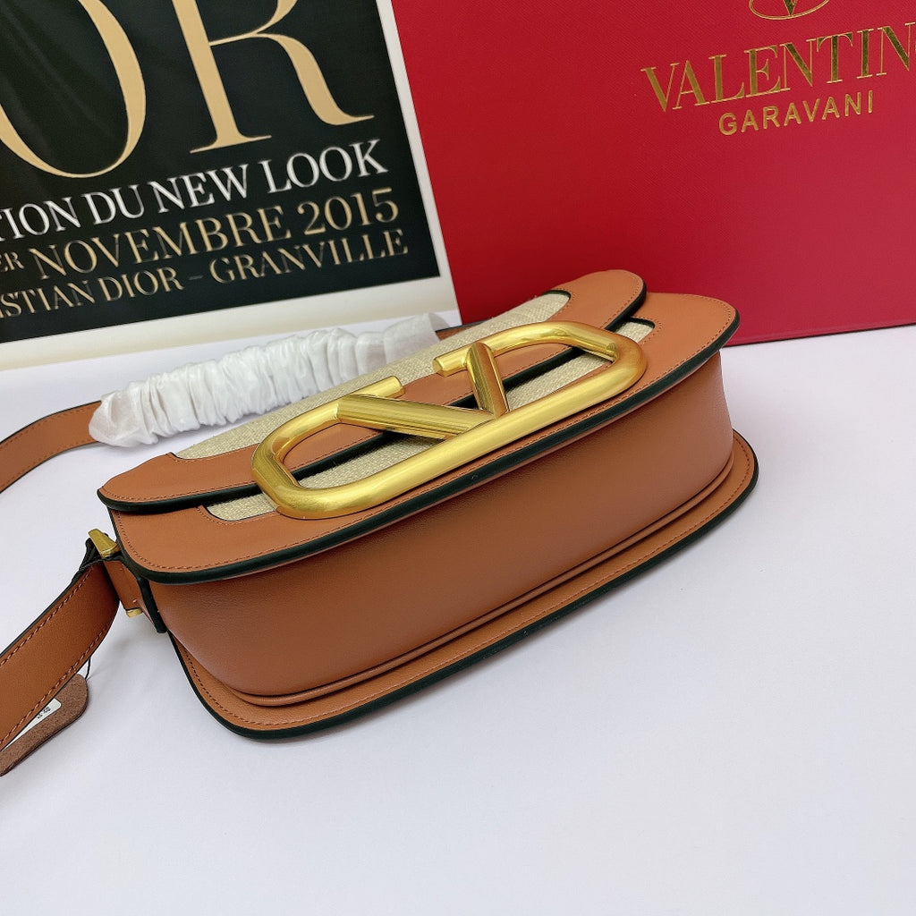 B5X111VL45 Popular  leather bag 