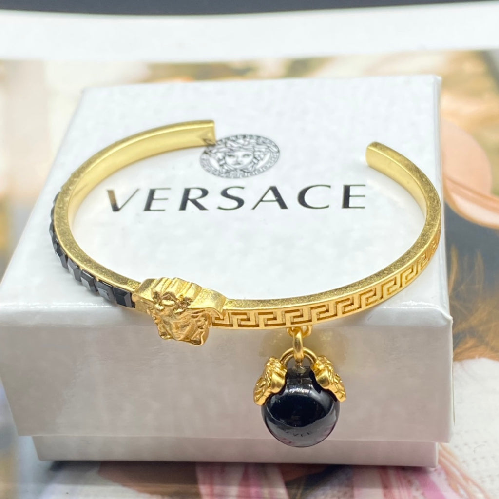 X1Q85W69K  Popular Bracelets