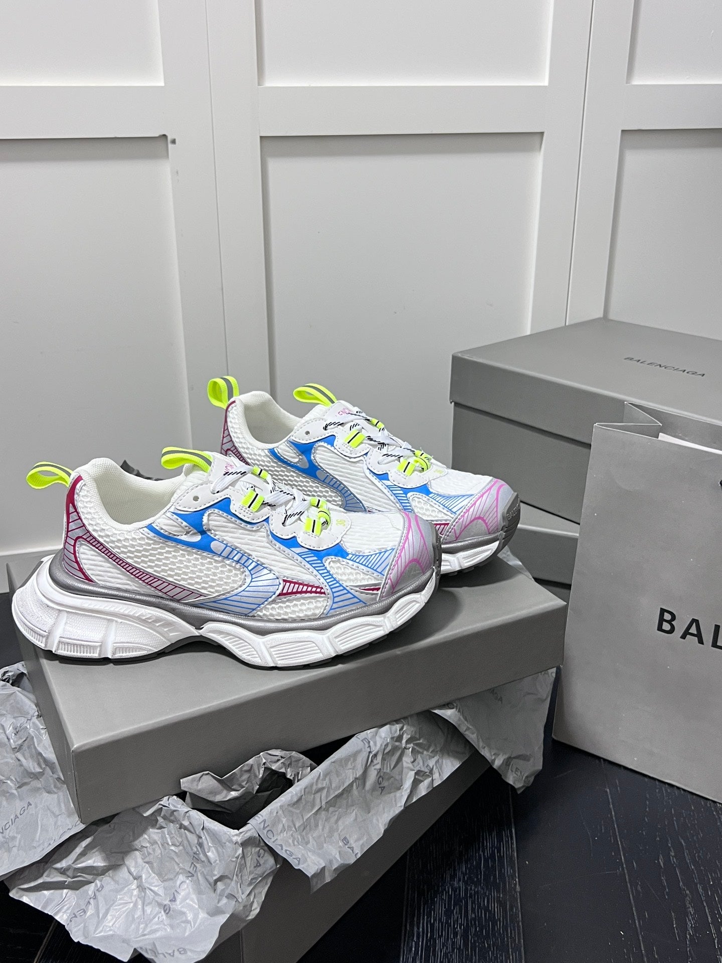 Z1Z54J116 Popular Casual shoes