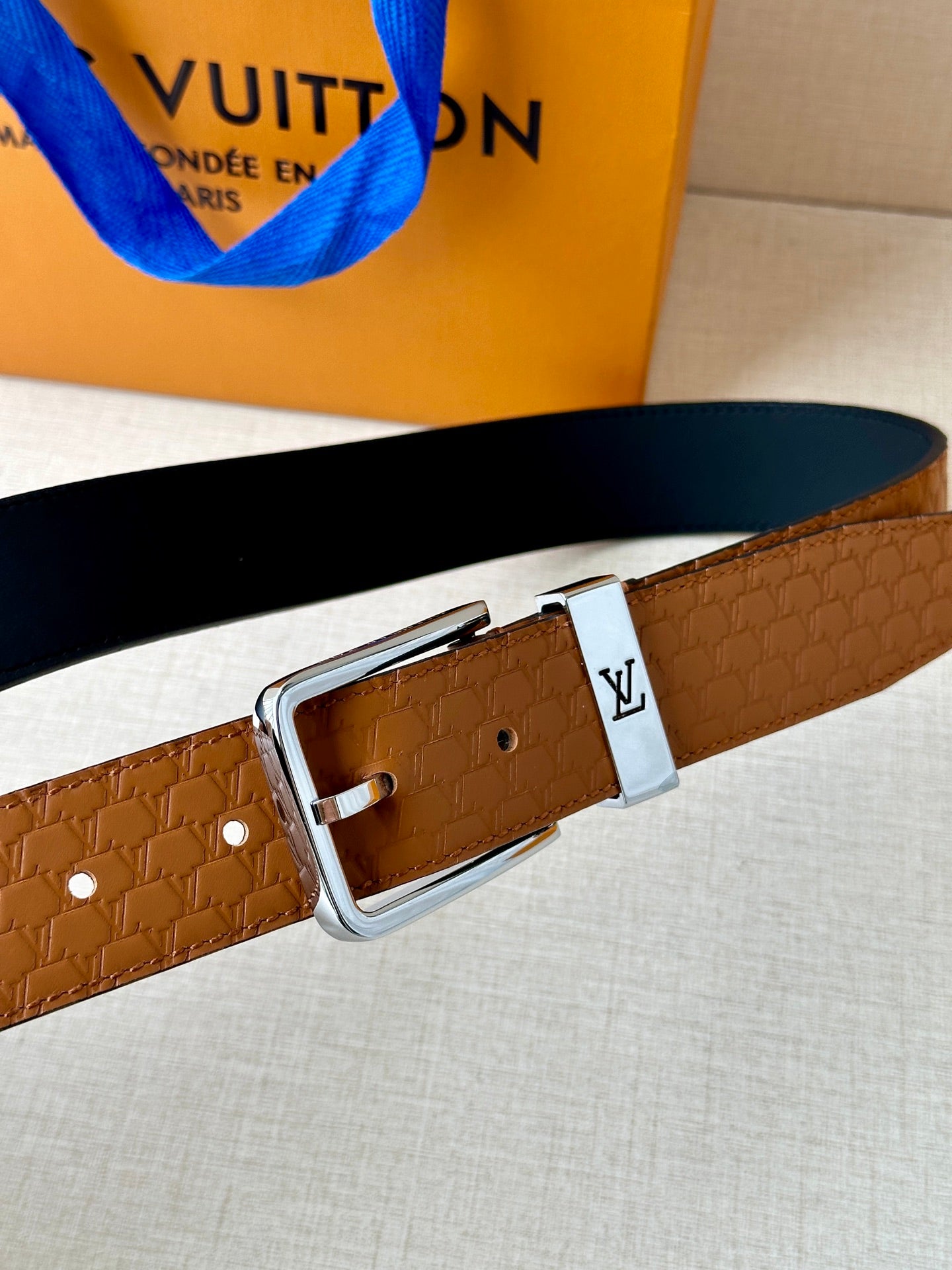 P1R55E222 Popular  High quality belt With full package