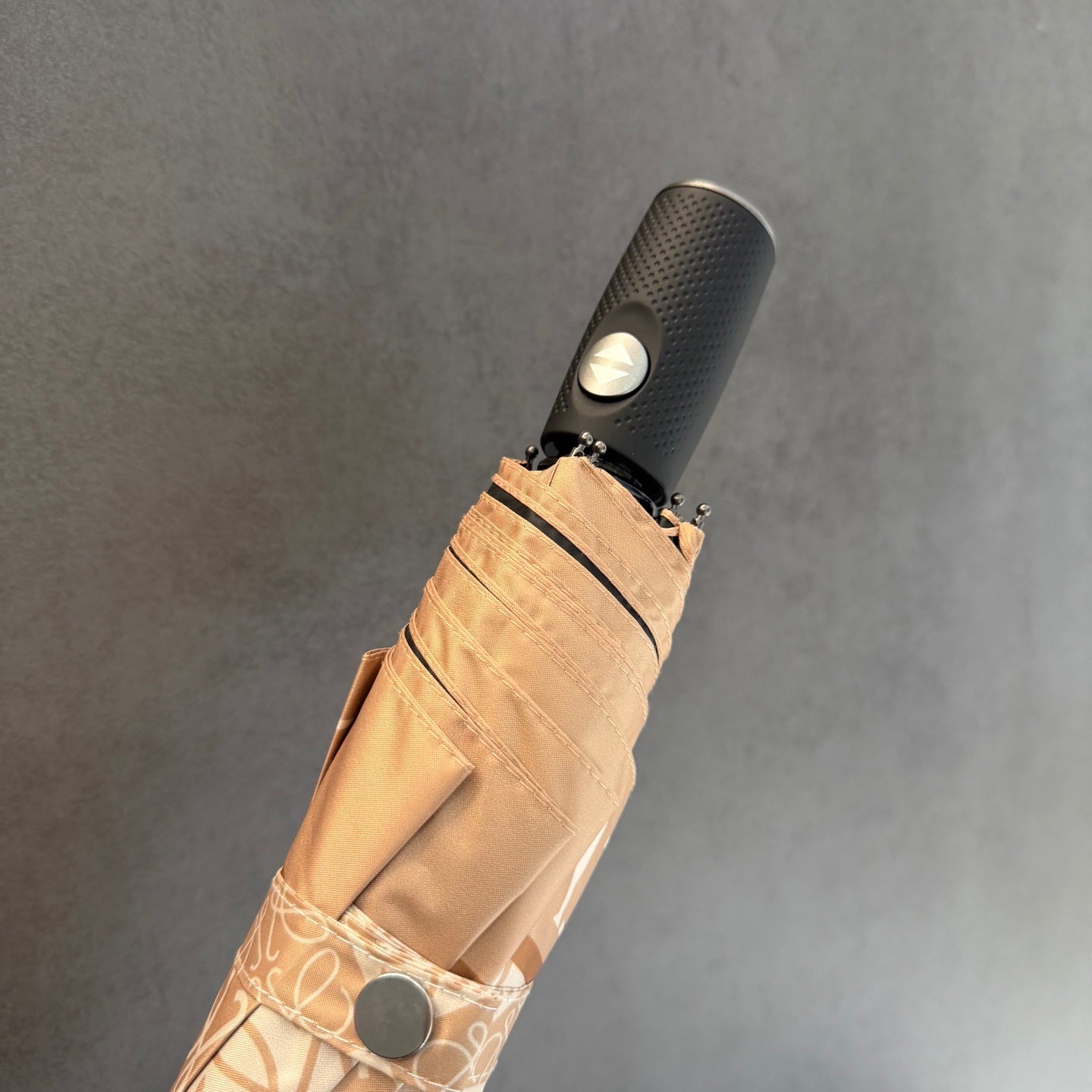 J1N46A23 Popular UV resistant umbrella