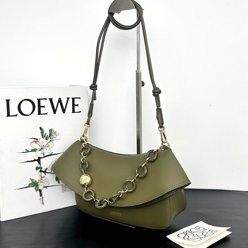 B1R66A11 Popular leather bag