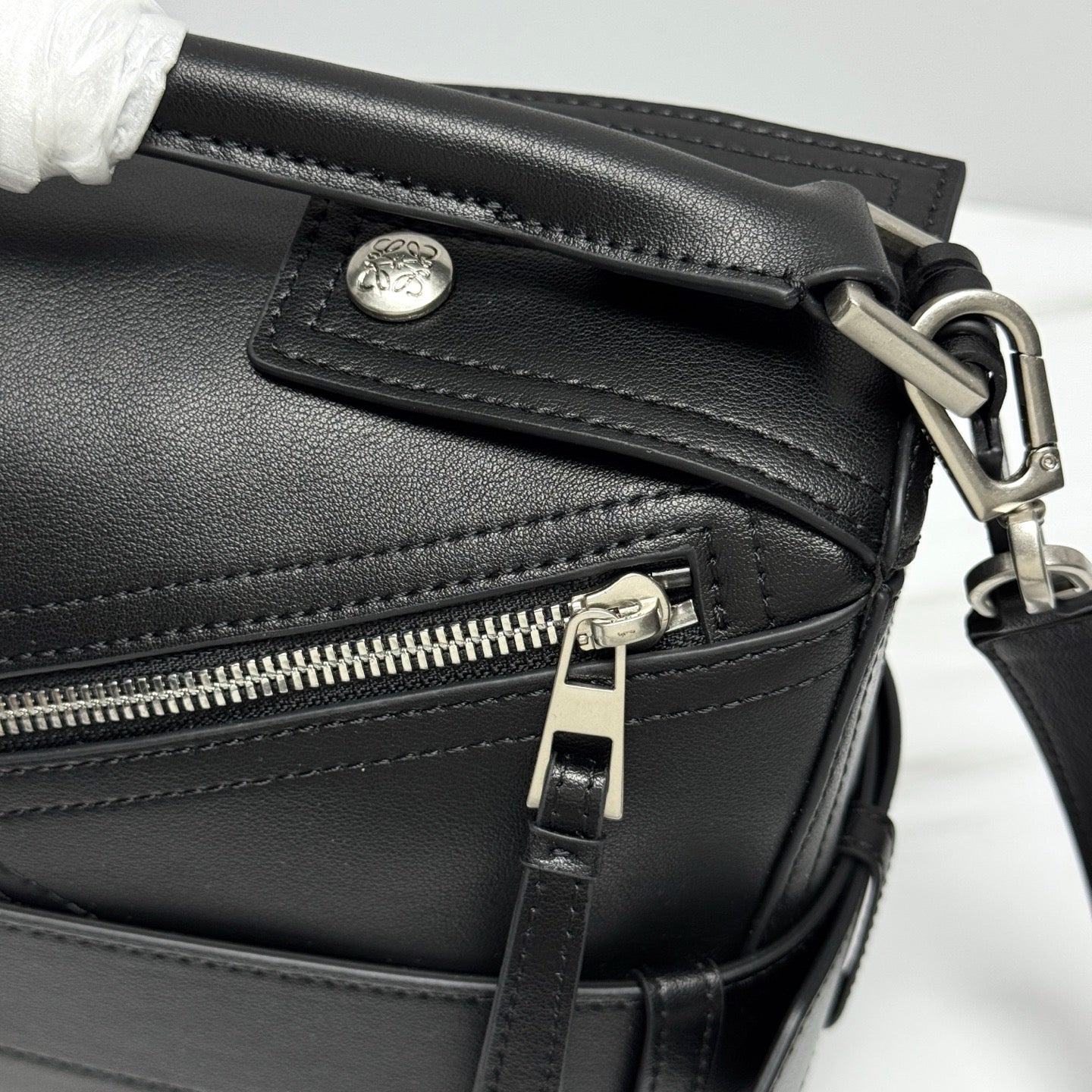 B1R15A149 Popular leather bag