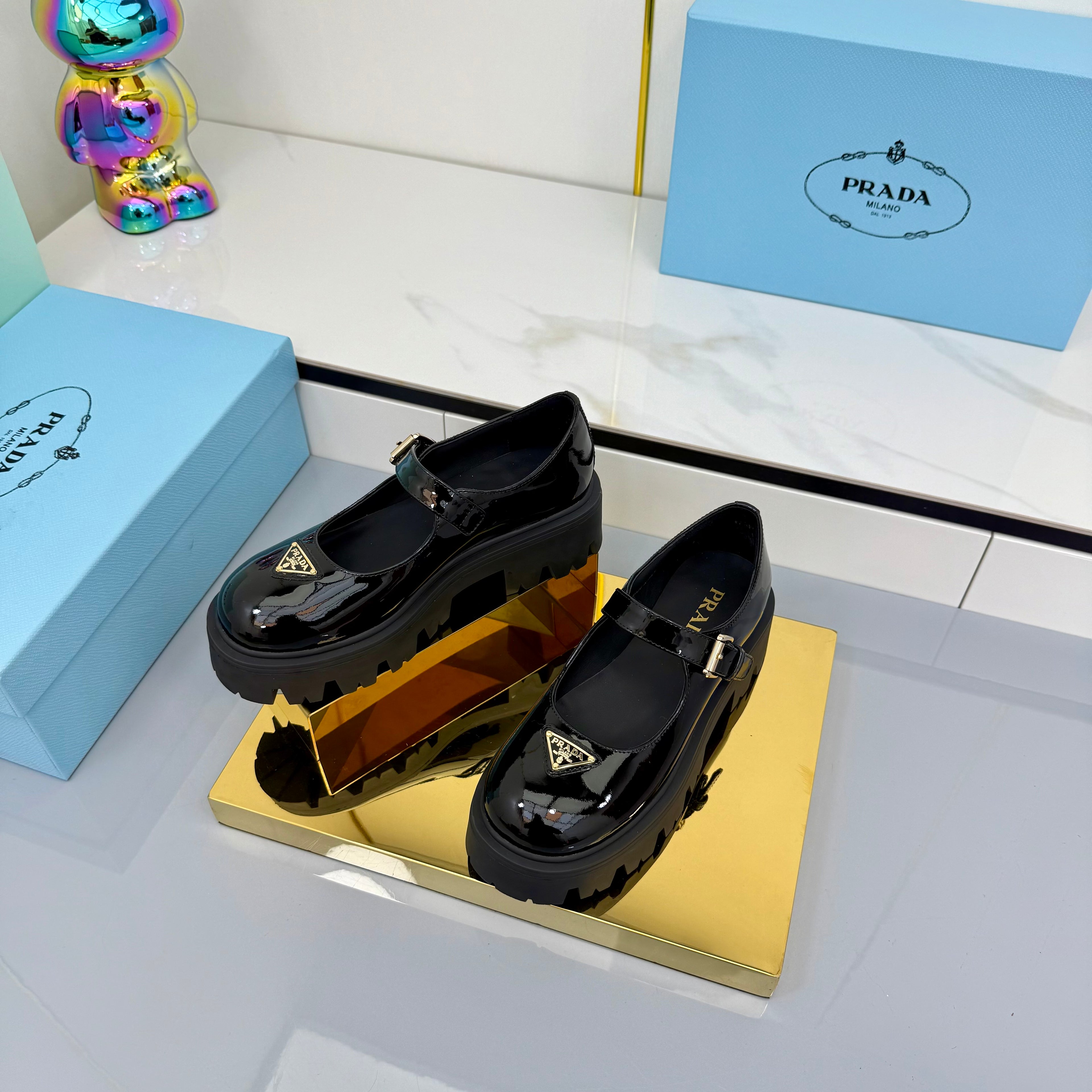 Z2Q105P308 Popular high-quality Shoes
