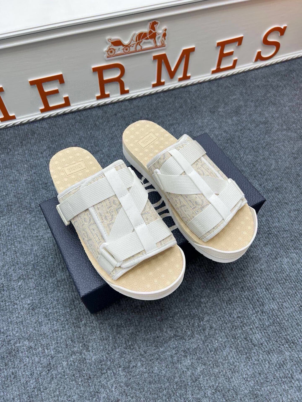 Z5Z35D305 Popular Slippers