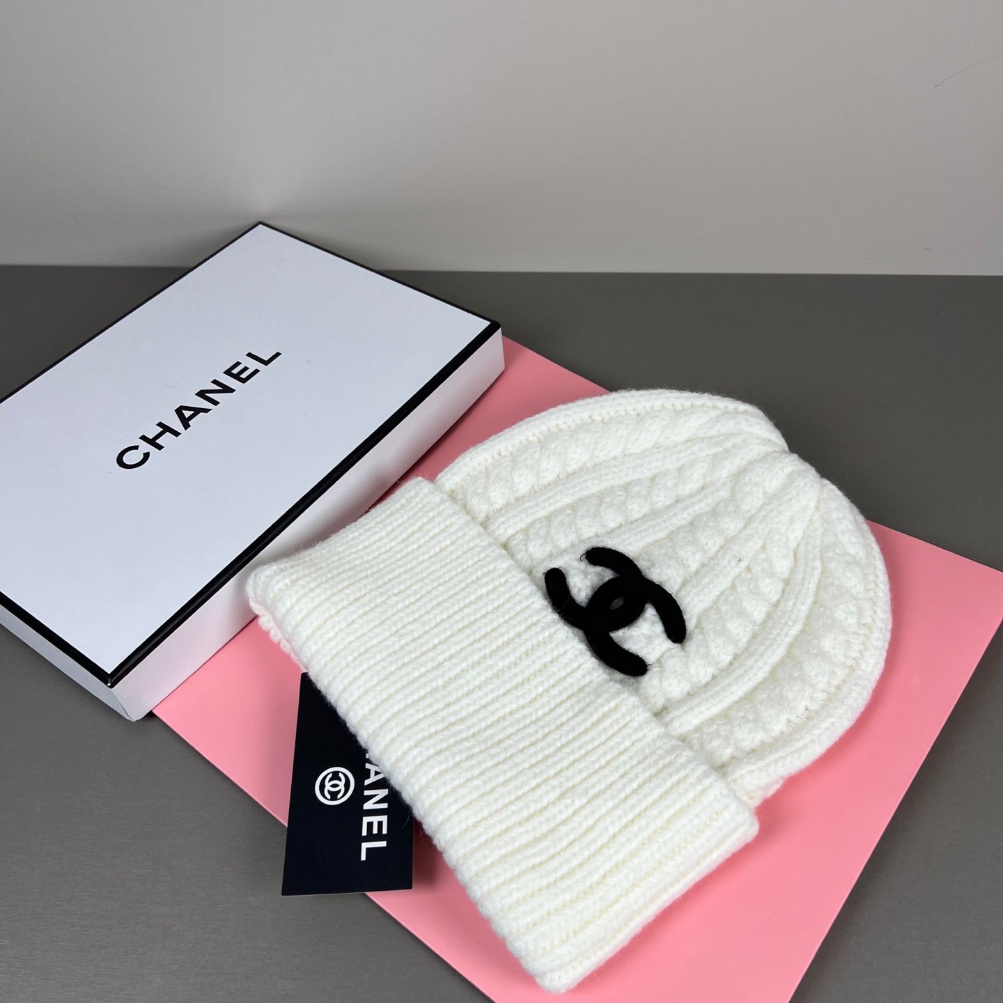 M1R86C7 Popular hats