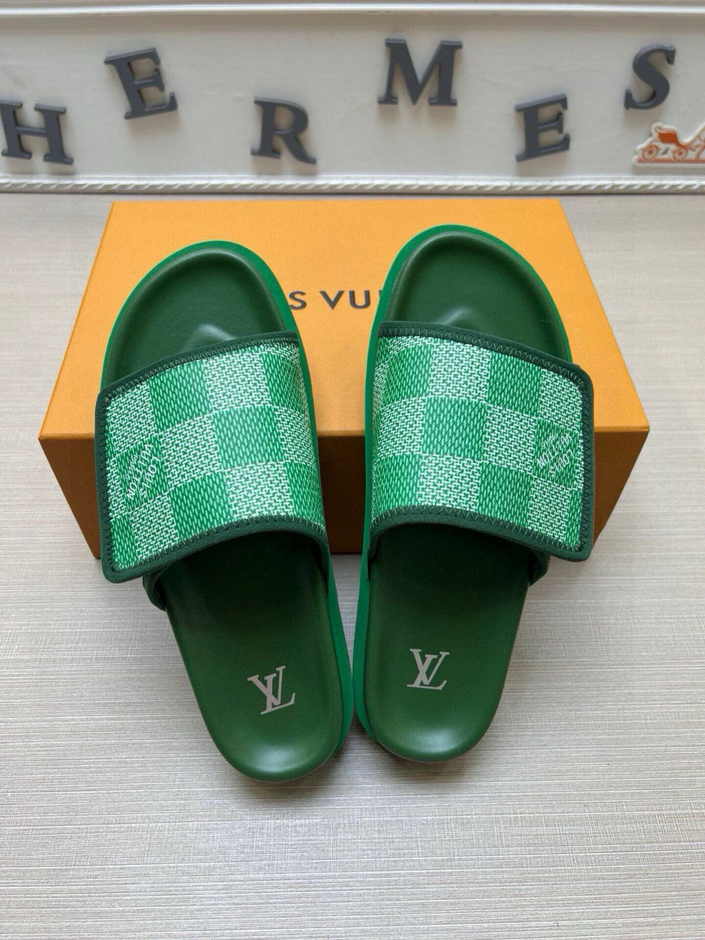 Z5QE3  Popular Slippers