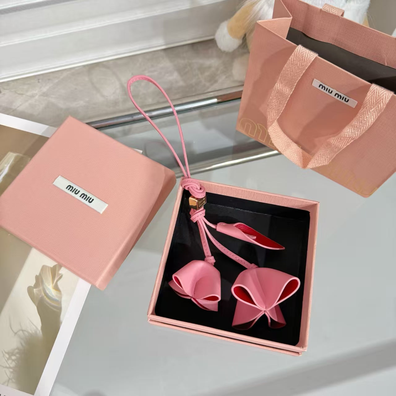 A1R46A11 Popular bag 's charms accessories