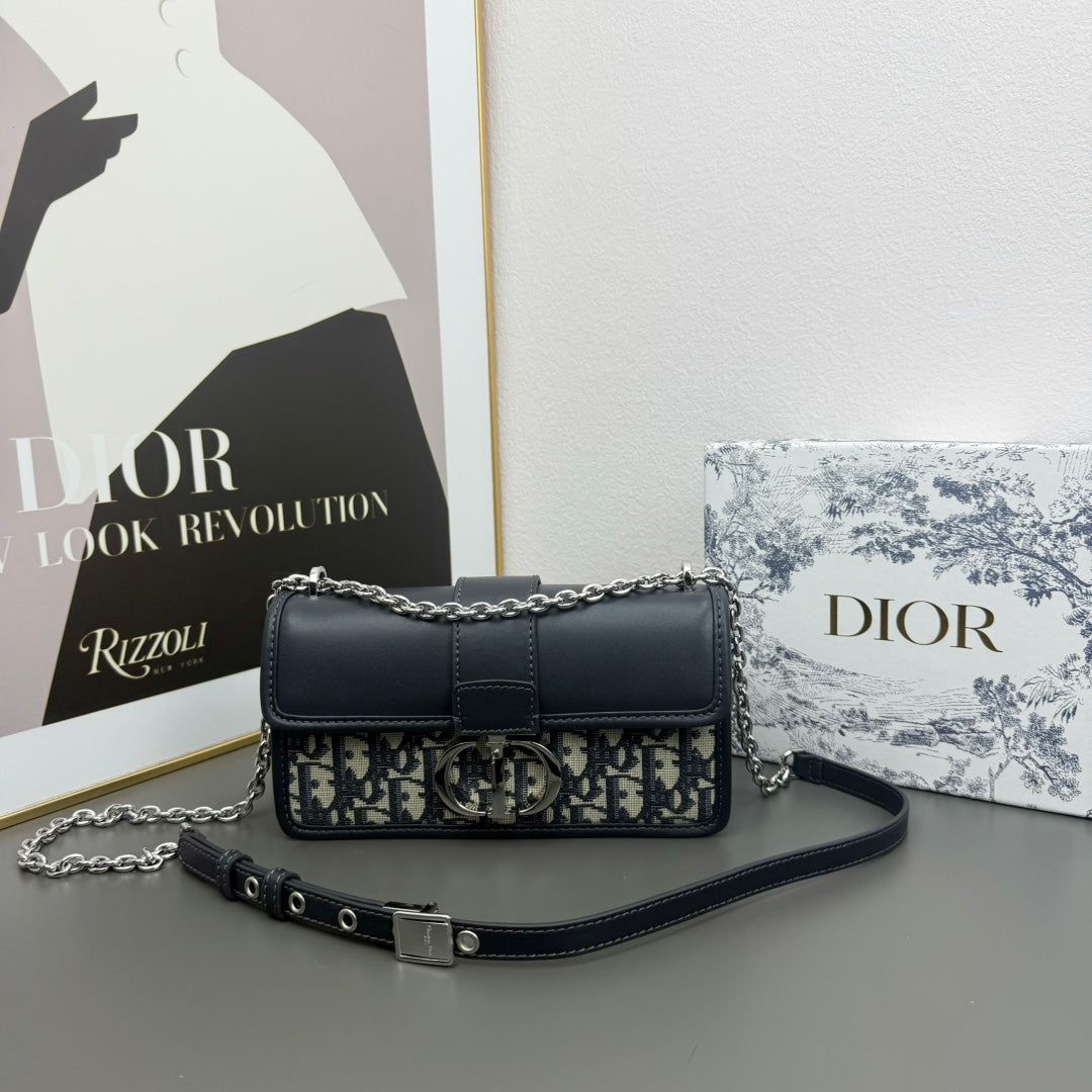 B1W25D81 Popular  leather bag