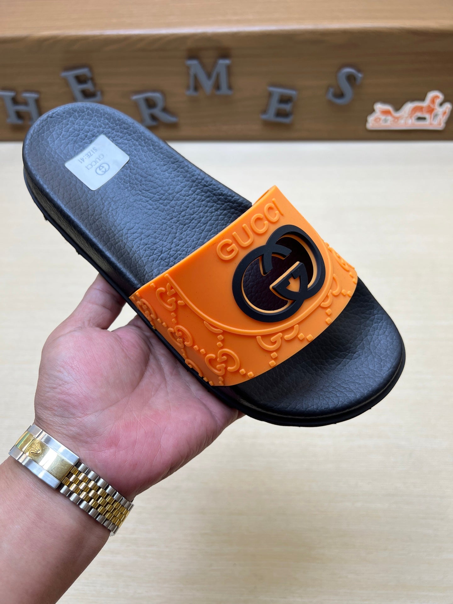 Z5R66B22 Popular  Slippers
