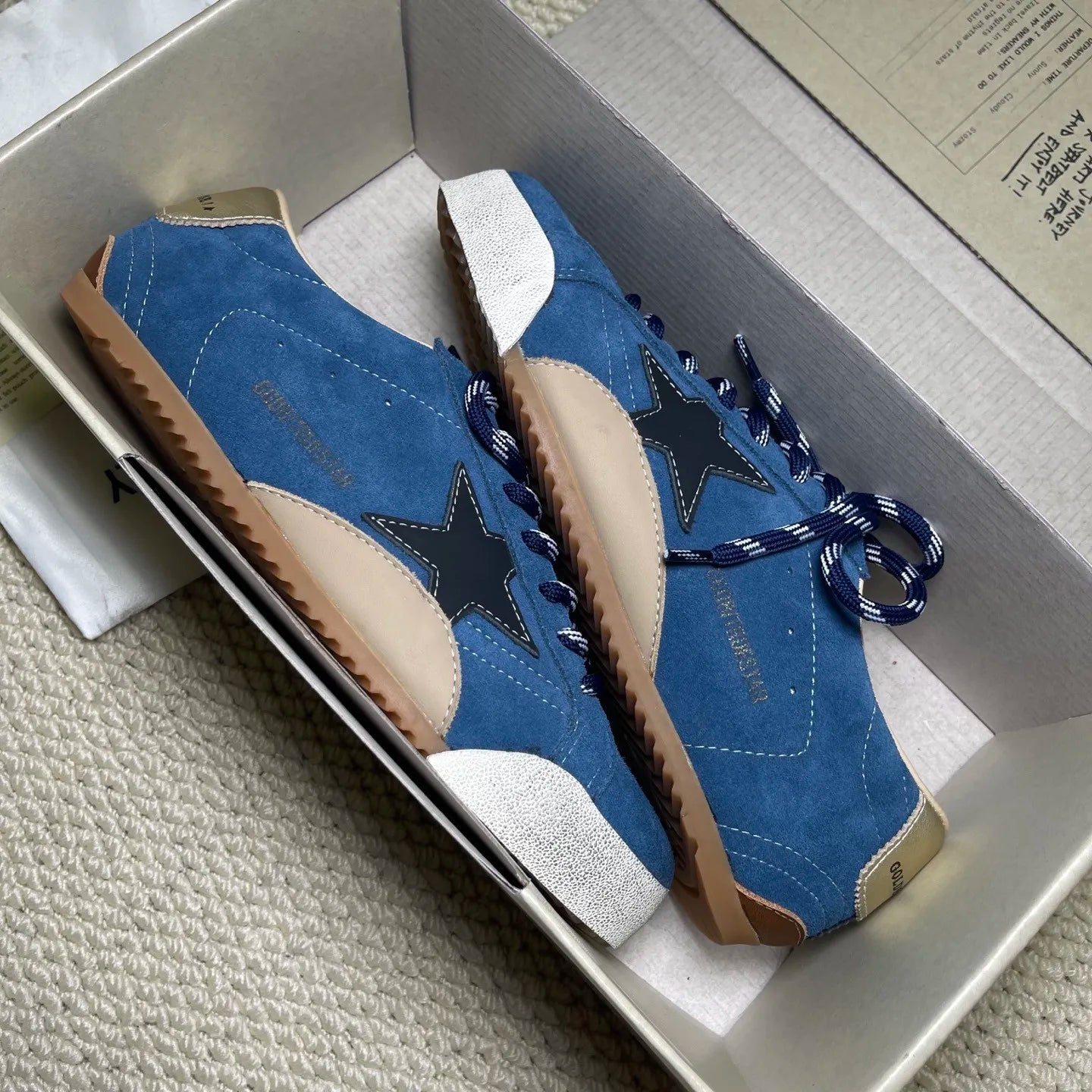 Z2R76GE17 Popular high-quality shoes
