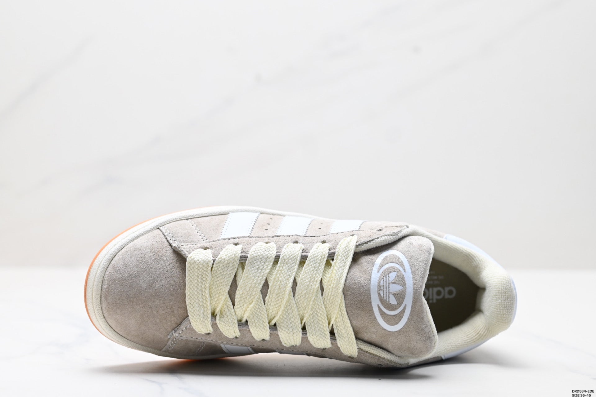 Z4Z35A32 Popular shoes (No box)