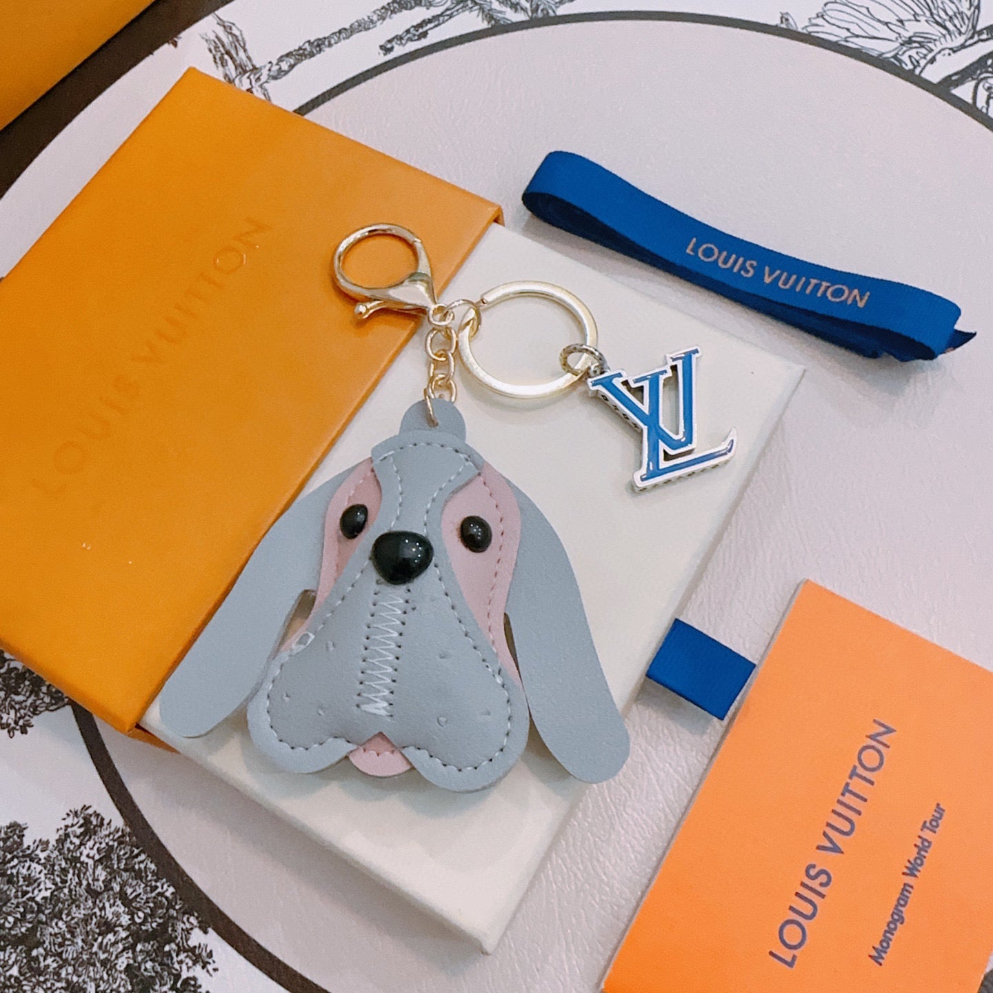 A1Z105E87 Popular bag 's charms accessories