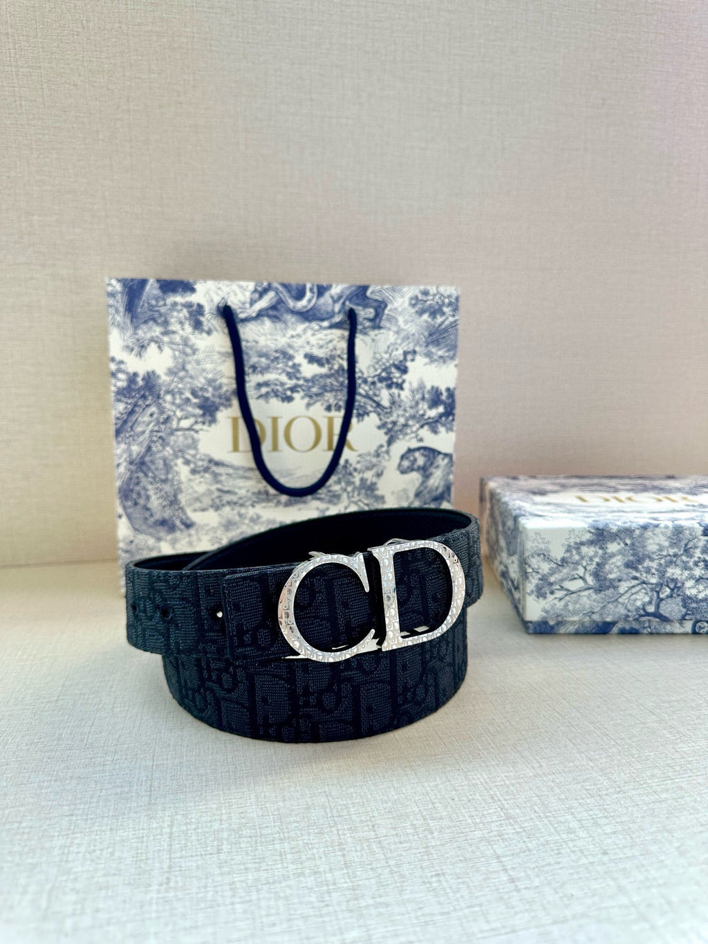P1R55D206 Popular   High quality belt With full package