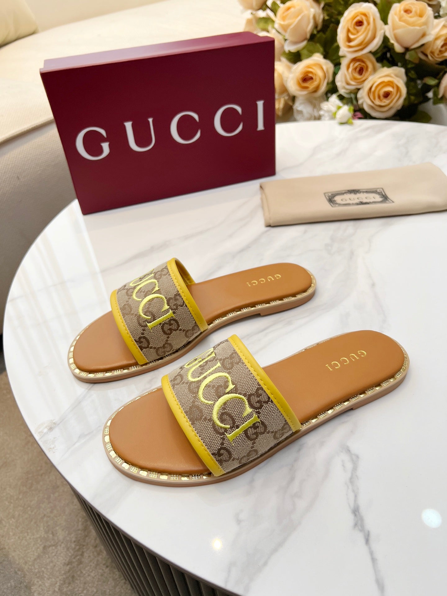 Z2Q55B29 Popular high-quality  Shoes