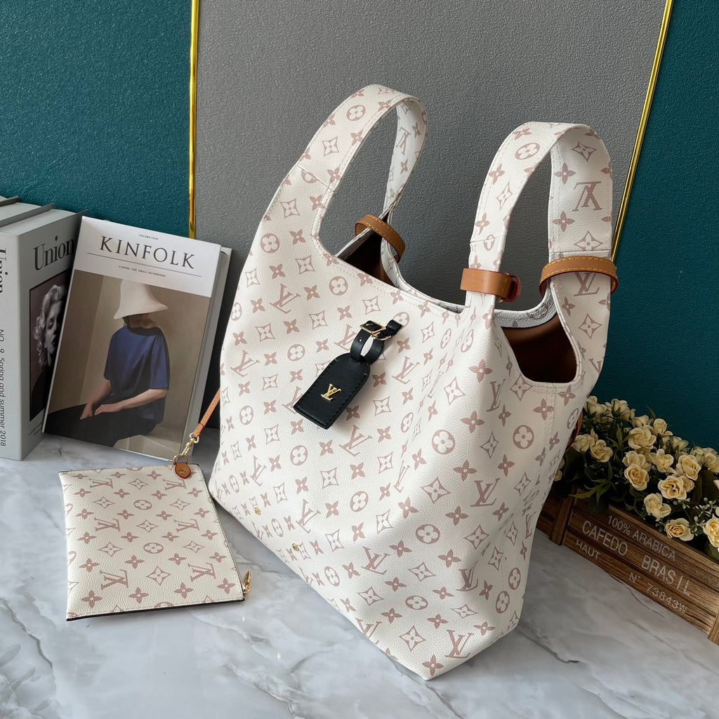 B1X34E274 Popular   leather bag 