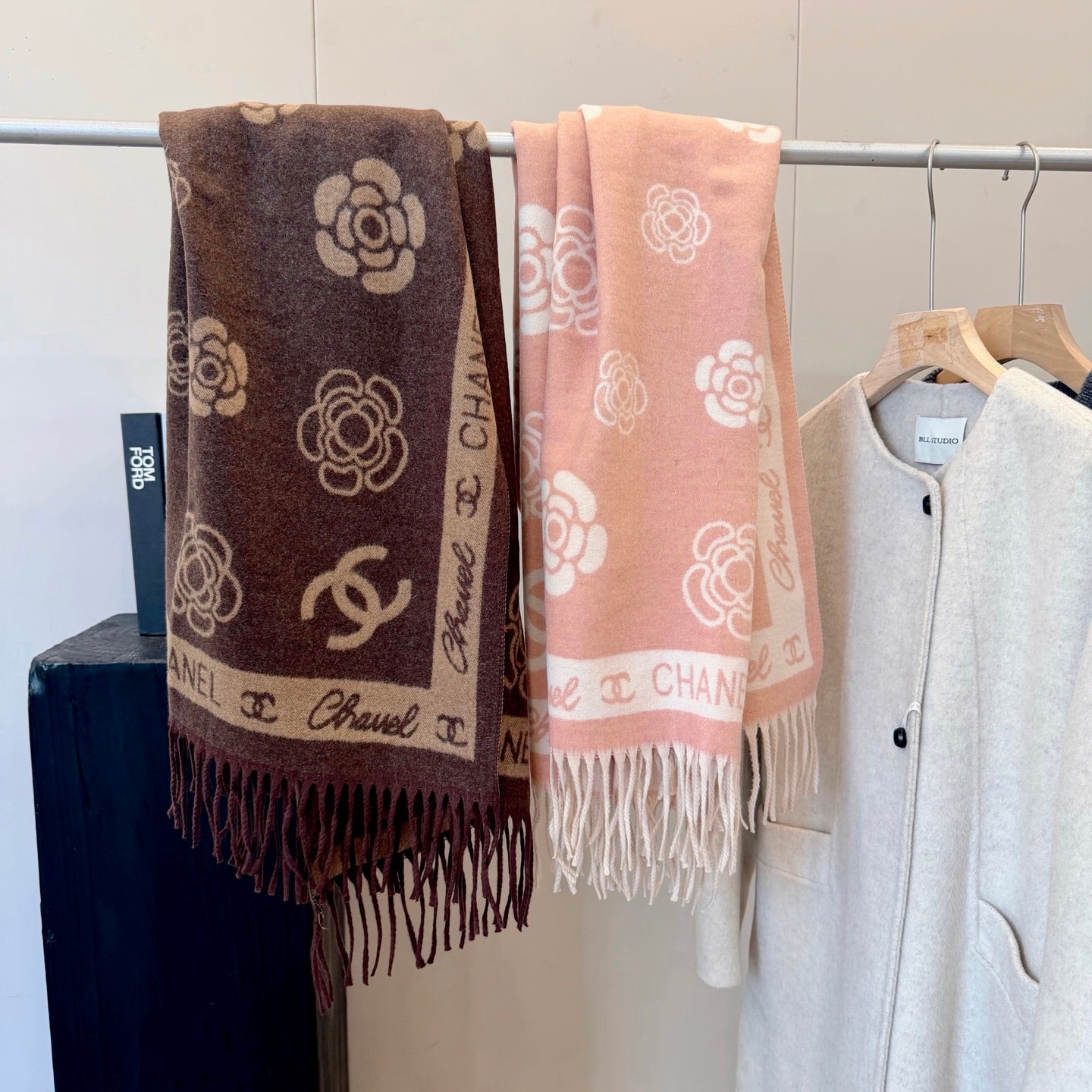W1R86C21 Popular Winter Scarves