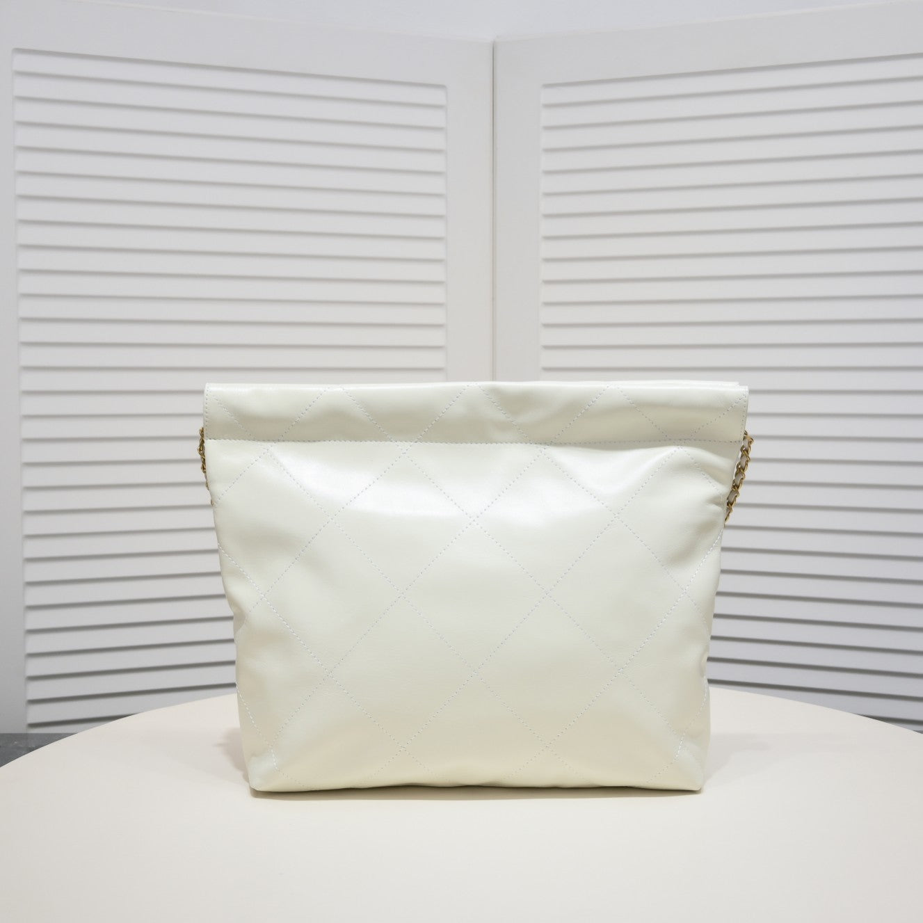 B1X43C70 Popular  leather bag 