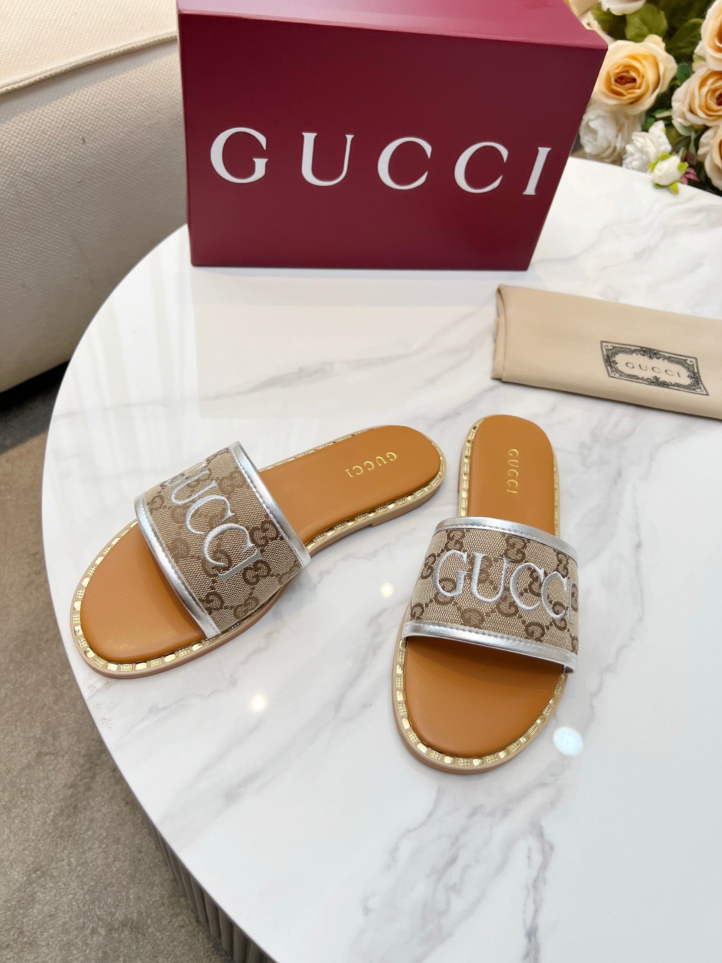 Z2Q55B29 Popular high-quality  Shoes