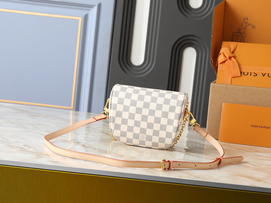 B1P46E73 Popular  bag