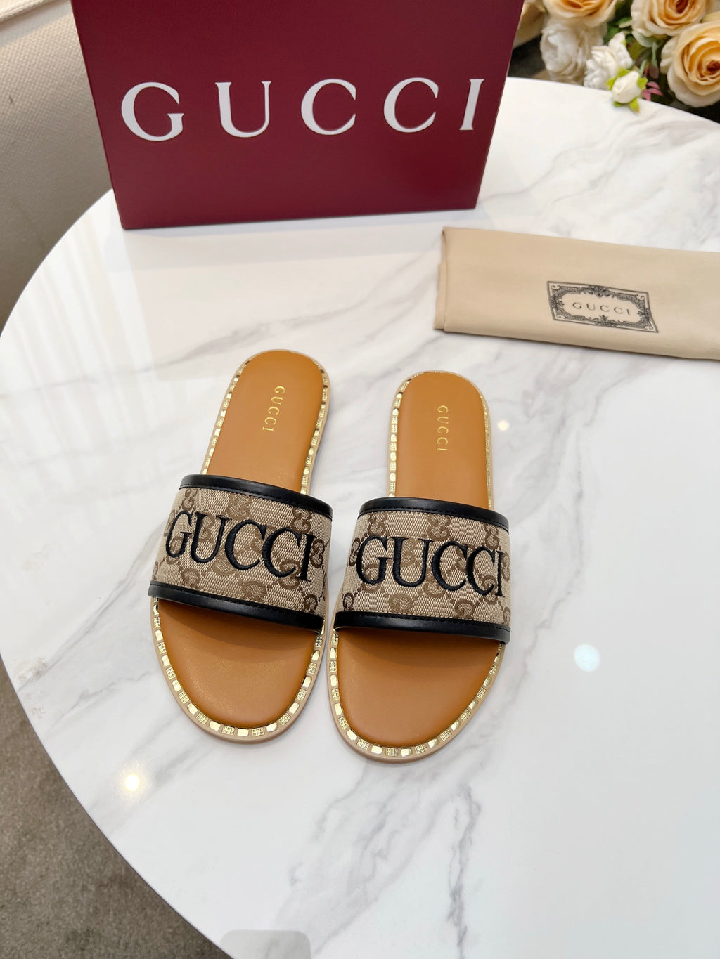 Z2Q55B29 Popular high-quality  Shoes