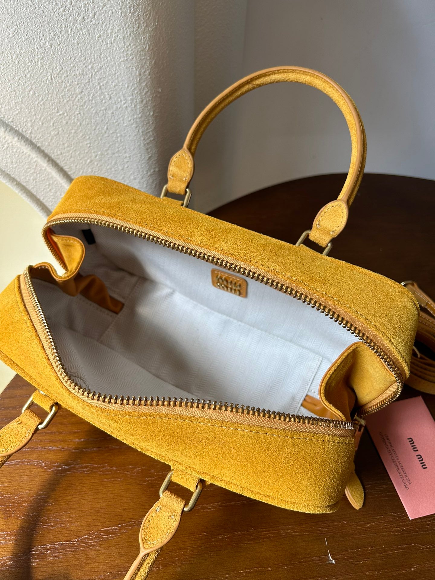 B1W25A80 Popular leather bag