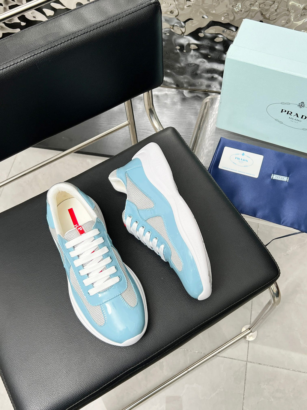 Z2P76P03 Popular high-quality leather Shoes