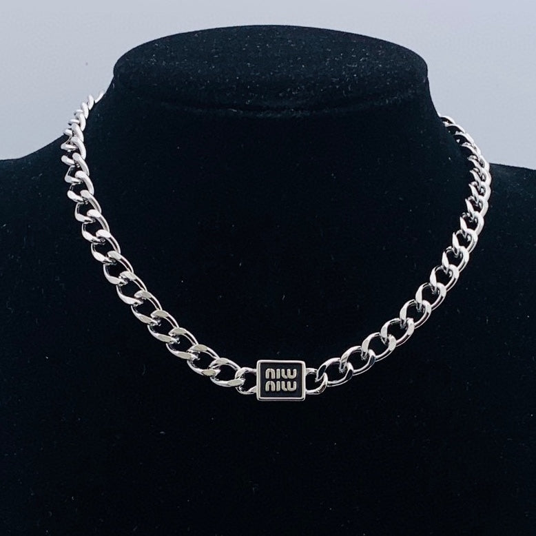 X1Q85A433X Popular Necklaces