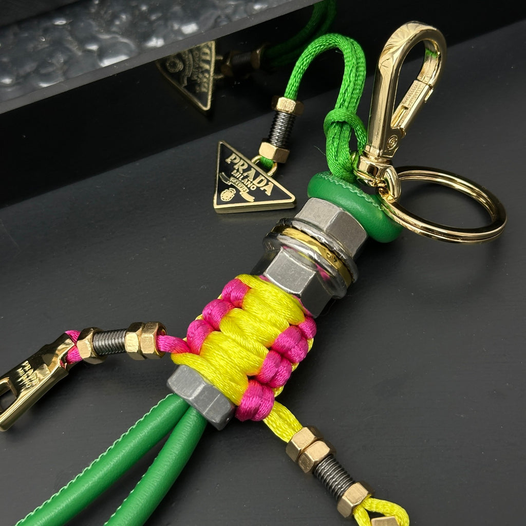 A1Z105P2 Popular bag 's charms accessories