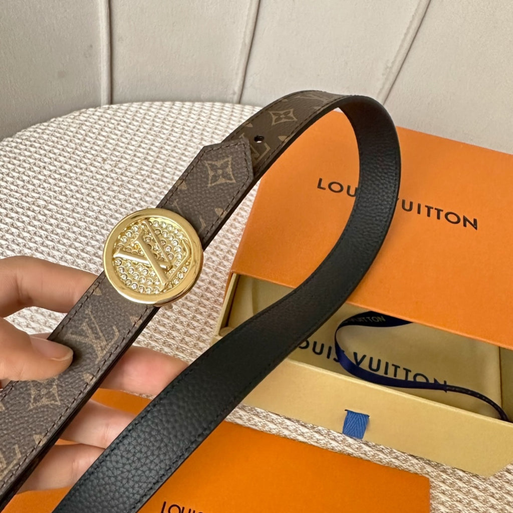 P1Q64E71 Popular  High quality belt With full package
