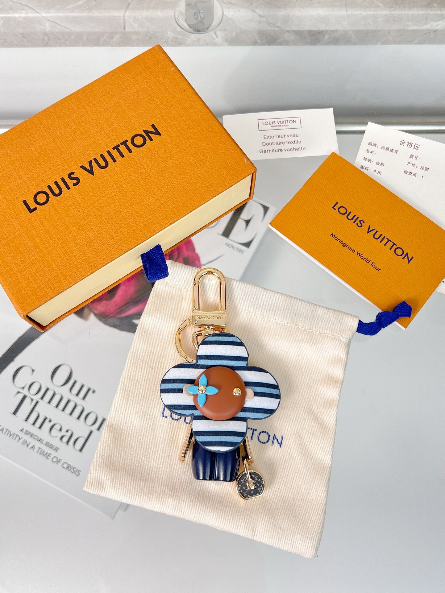 A1Z105E29 Popular bag 's charms accessories