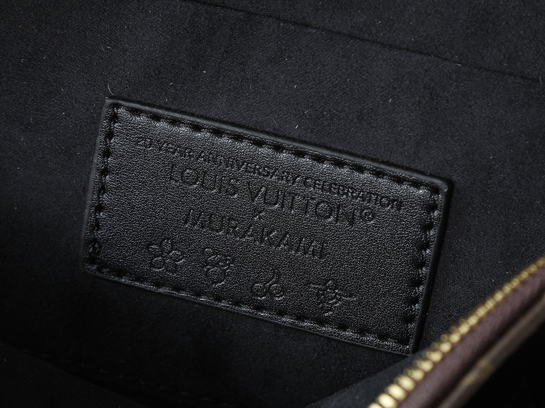 B1P46E84 Popular leather bag