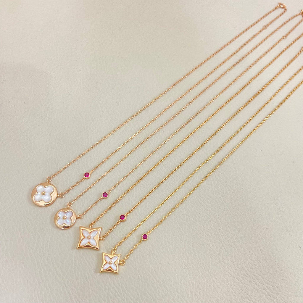 X5N76E22X Popular Necklaces（A set of two items)