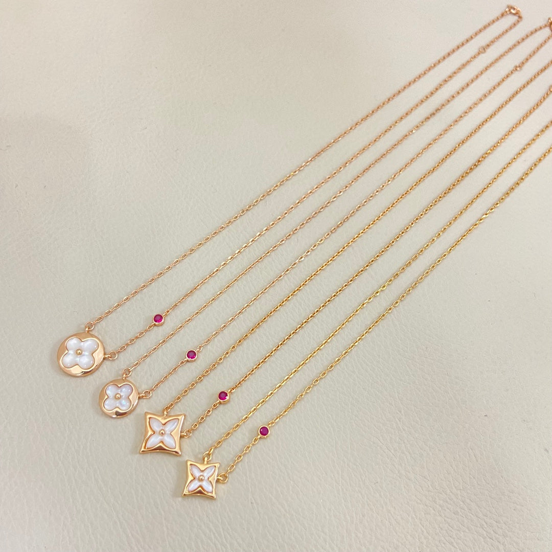 X5N76E22X Popular Necklaces（A set of two items)