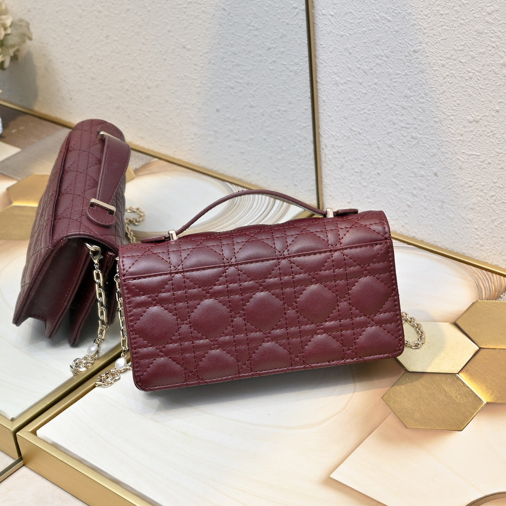 B1N36D29 Popular leather bag