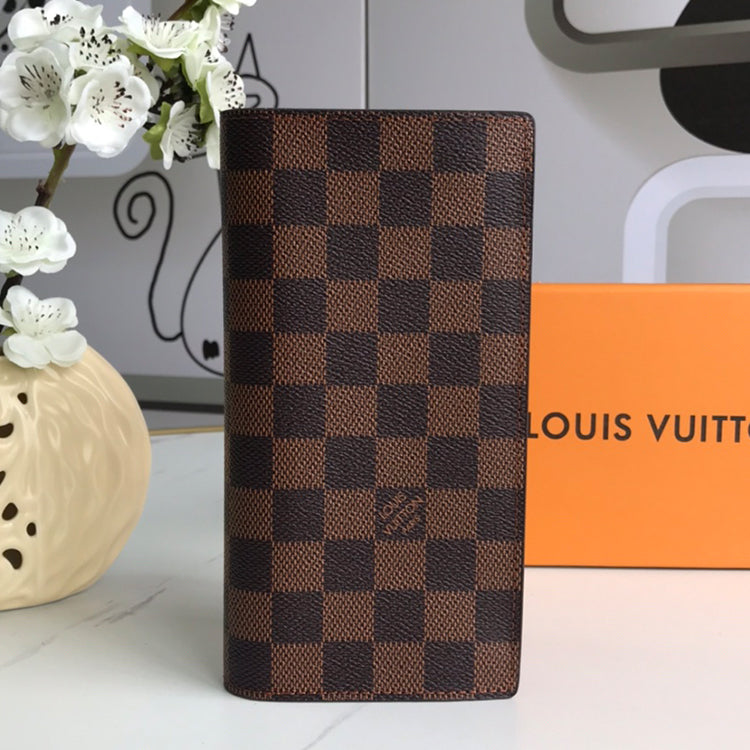 B1X31E2 Popular leather wallets