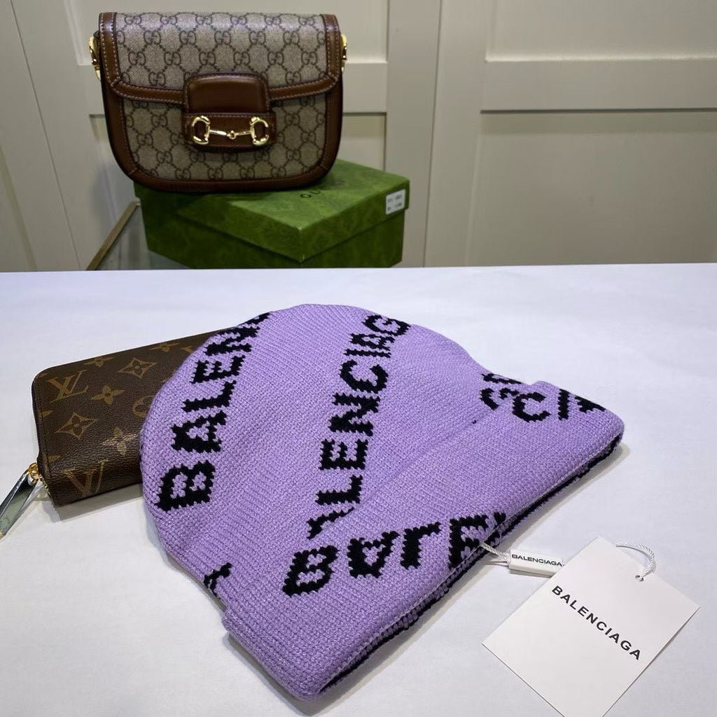 M1R86J97 Popular hats