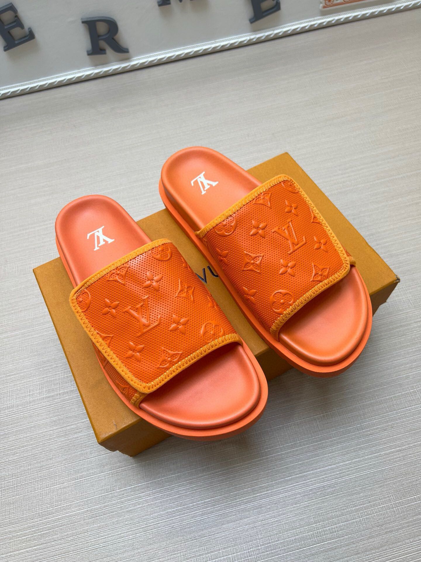 Z5WE253 Popular Slippers