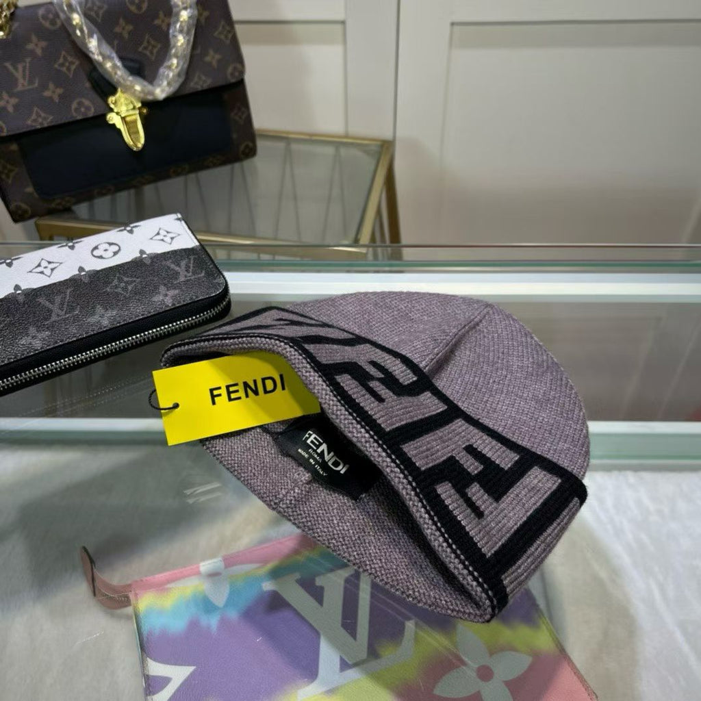 M1R86F79 Popular hats