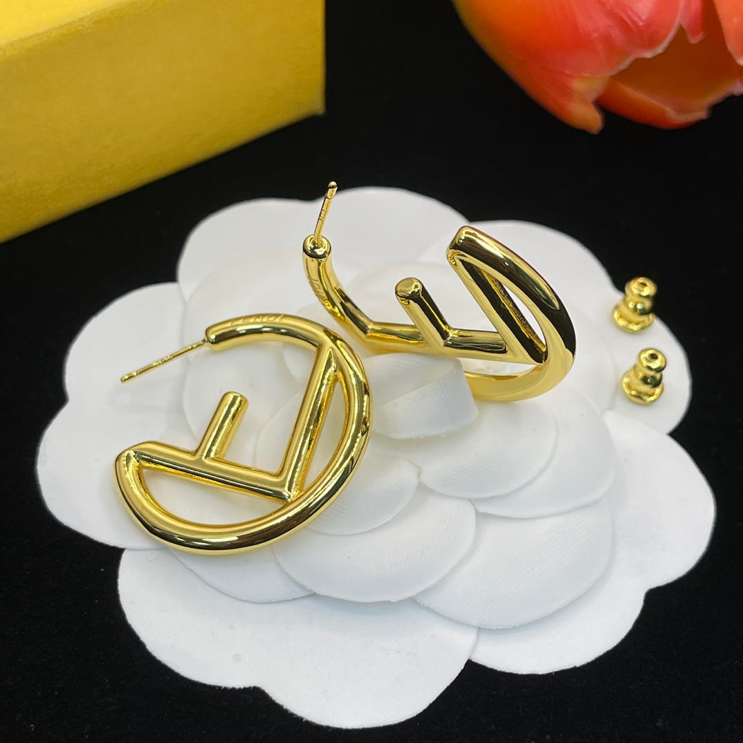 X1Z94F647E Popular  Earrings